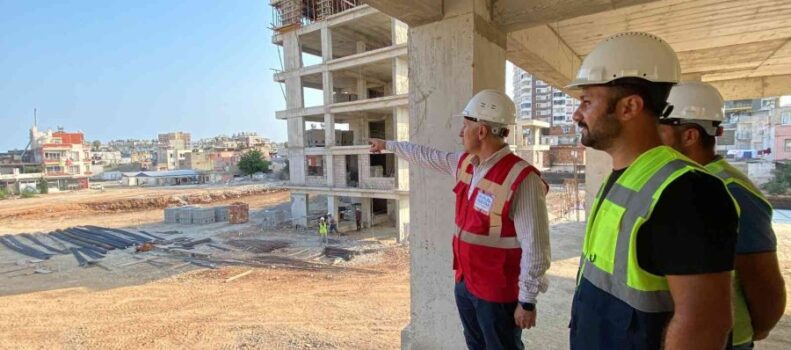 “Yerinde kentsel dönüşümle insanlar yıkılmak üzere olan evlerden kurtuluyor”