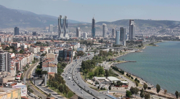 Bayraklı’da kentsel dönüşüm yıl sonunda başlıyor